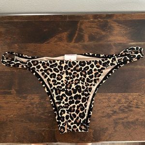 Leopard print bikini bottoms